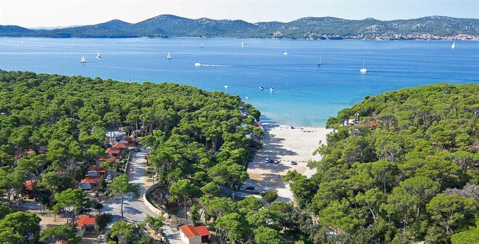 Mobile Home Cicibela Biograd Na Moru Eksteriør bilde