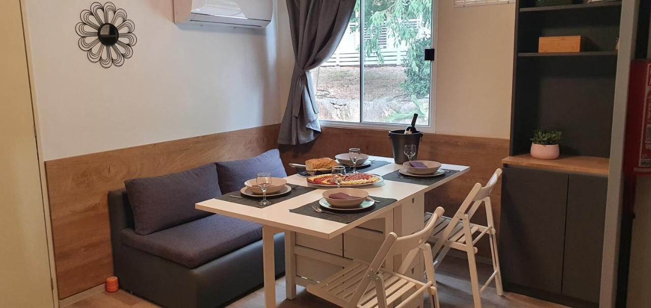 Mobile Home Cicibela Biograd Na Moru Eksteriør bilde