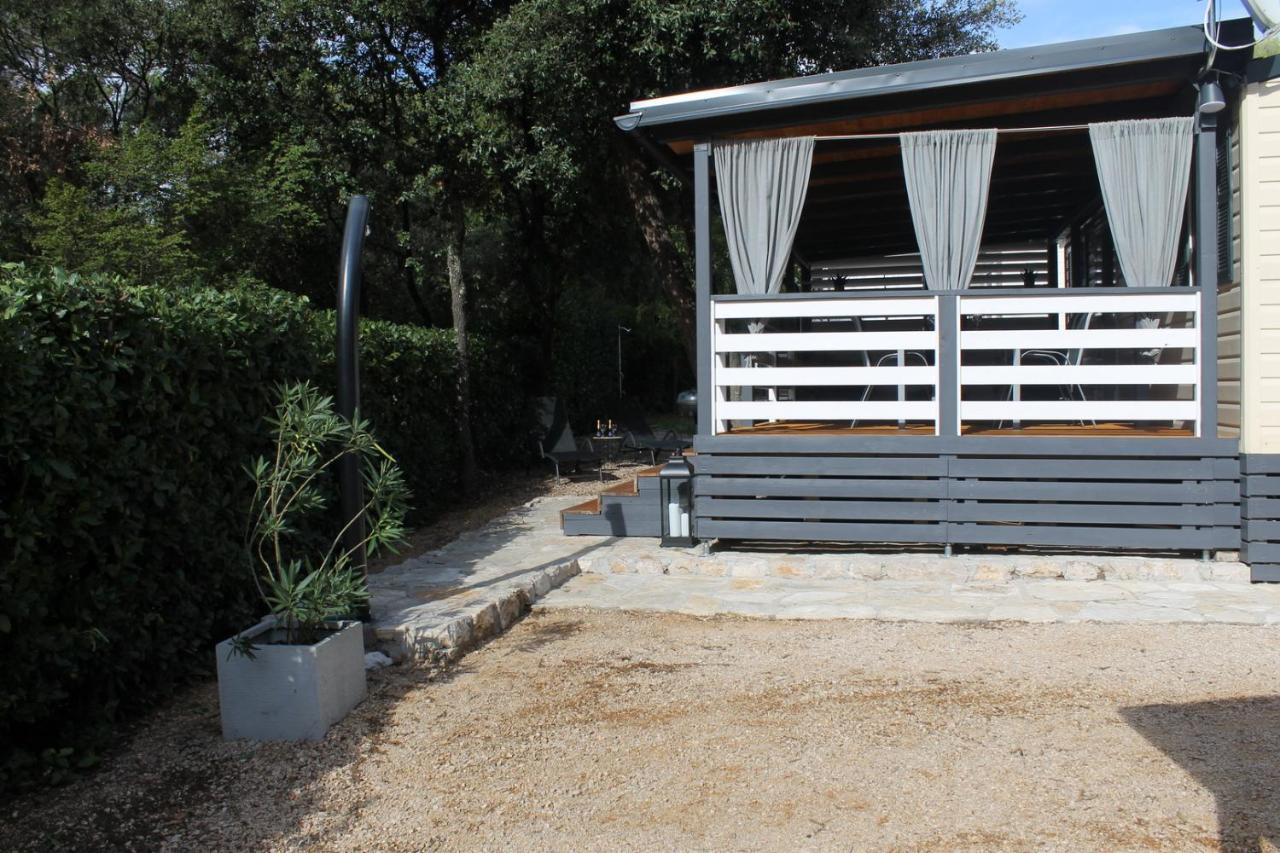 Mobile Home Cicibela Biograd Na Moru Eksteriør bilde